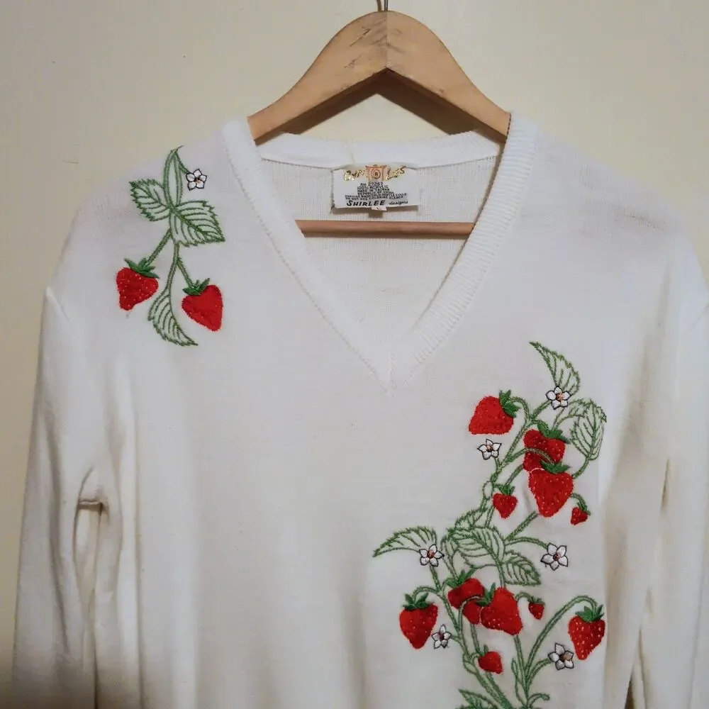 Vintage Cyn Les Shirlee Designs Strawberry Sweater-Large-Embroidered-Cottagecore